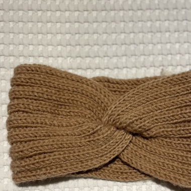 Beige head band 