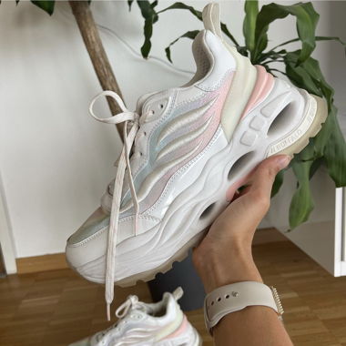 Buffalo Sneaker