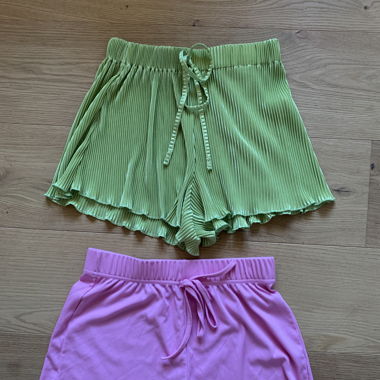 Kurze Hosen, S und XS