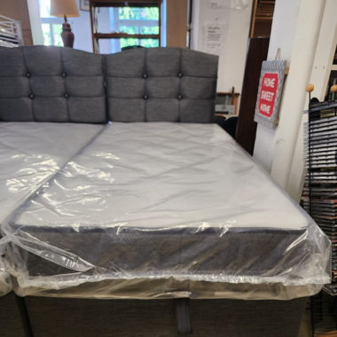 Prinz Boxspring Bed