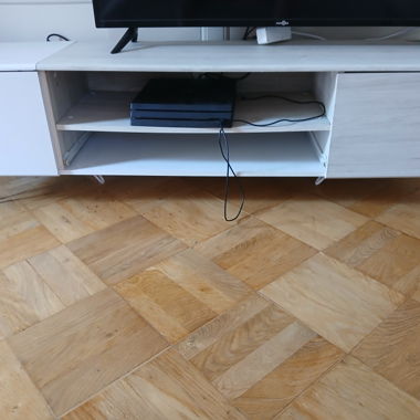 Mobile TV bianco
