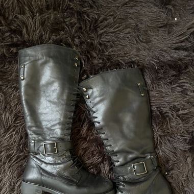 Boots leather