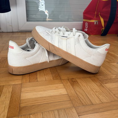 Sneakers Adidas bianche