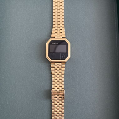 NIXON Digitaluhr 
