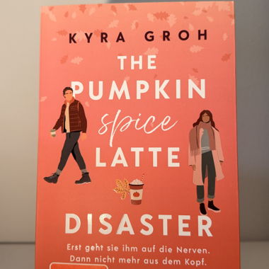 Roman de Kyra Groh, The Pumpkin Sp. Latte Disaster