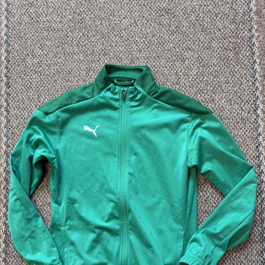 Puma top