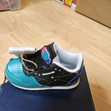 Reebok baby sneakers (Brand new)