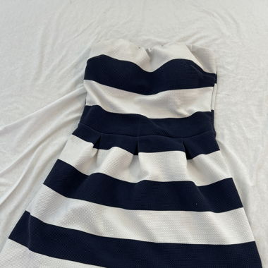 Robe avec rembourrage 