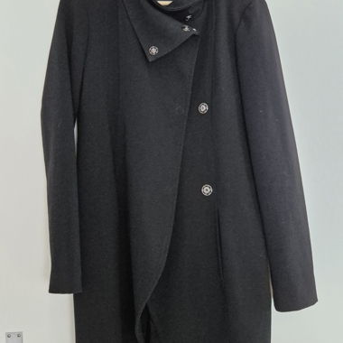 Cappotto invernale nero, marca KORALINE
