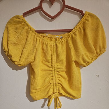 Gelbes Top
