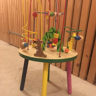 Jeu pour bébé de 0 à 4 ans jeu de trajectoires 