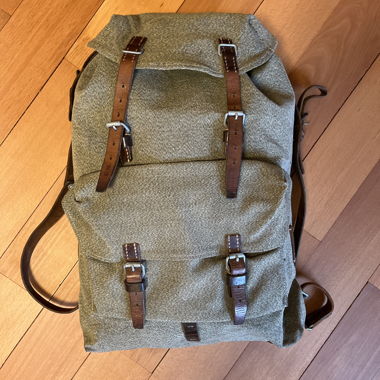 Rucksack mit Lederriemen Schweizer Militär 1960