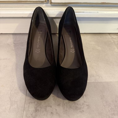 Escarpins noirs Tamaris 39