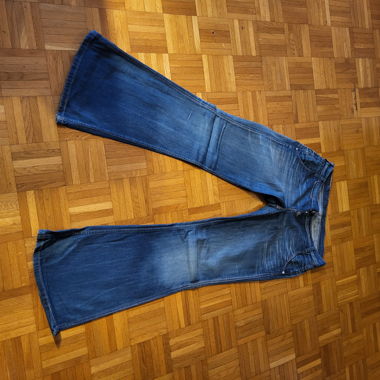 Jeans Lewis 