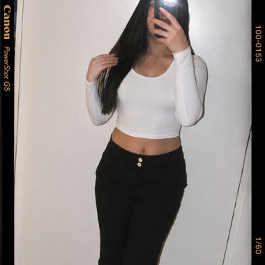 Top corto bianco a maniche lunghe
