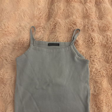 Brandy Melville top