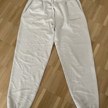 Beige Jogginghose MENNACE