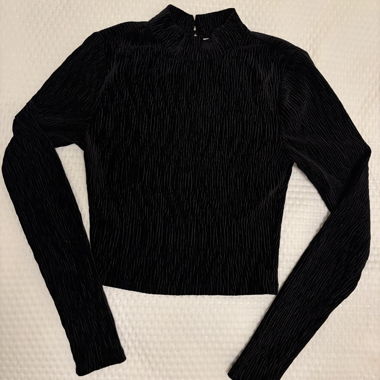 Haut velours noir dos ouvert