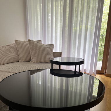 Couchtisch mit Beistelltisch 