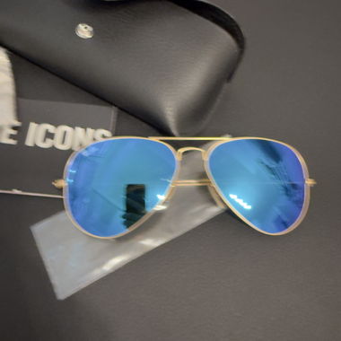 Ray-Ban Aviator Sunglasses