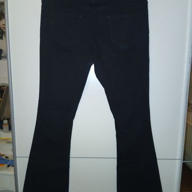 Black trousers