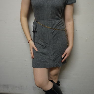 Vestito grigio