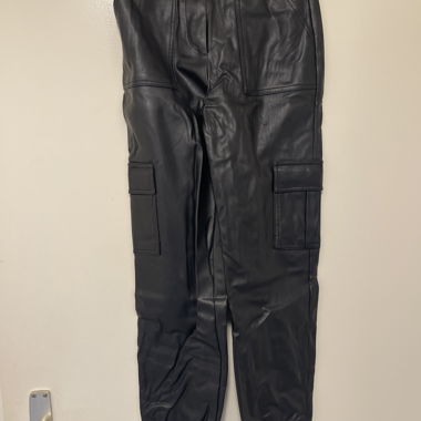 Pantalon effet satiné noir