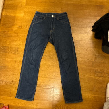 straight fit jeans