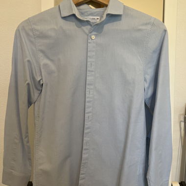 Camicia azzurra chiara per bambini