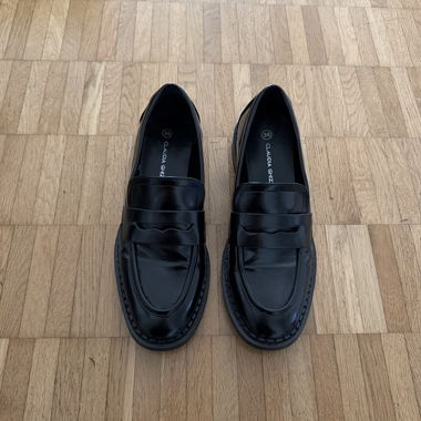 Mocassins noirs Gr. 38