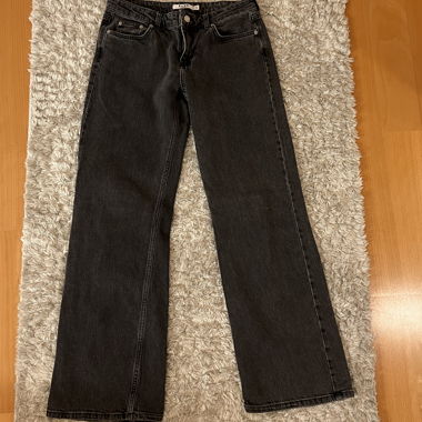 Jeans NA-KD neri a vita bassa