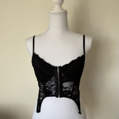 Top Corsetto Senza Schiena in Pizzo Nero - S