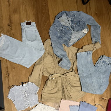 spring preloved box XS