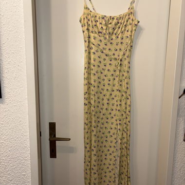 Robe d'été jaune