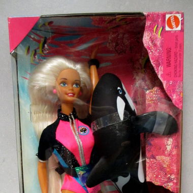 1996 Mattel Ocean Friends Barbie mit Orca Wal Baby