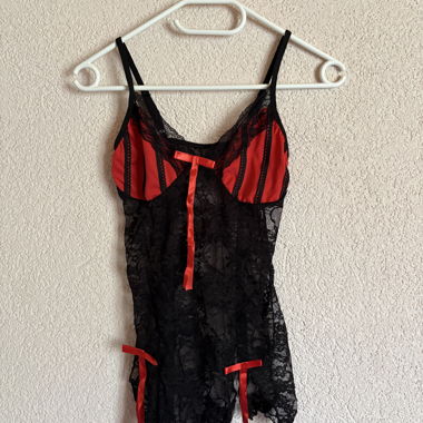 Spitze Negligee schwarz-rot