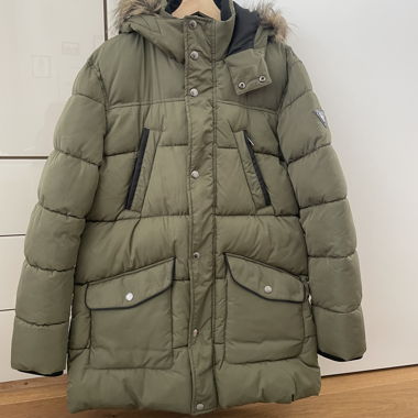 Giacca invernale GUESS, mai usata