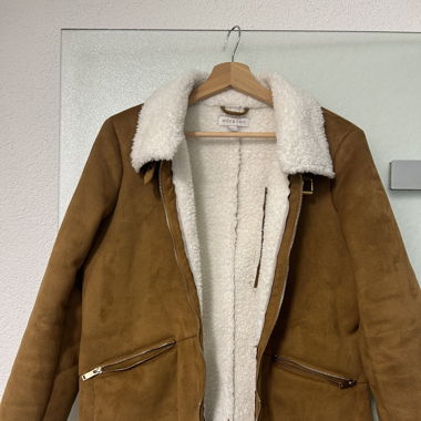 Flauschige Damenjacke