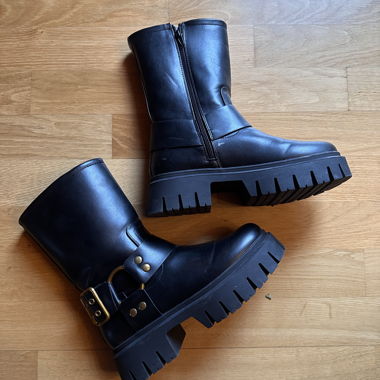 Stivaletti neri ASOS Design