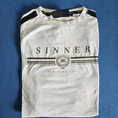 T-shirt Sinner