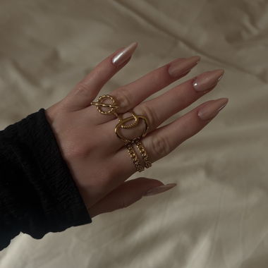 Set di 3 anelli dorati