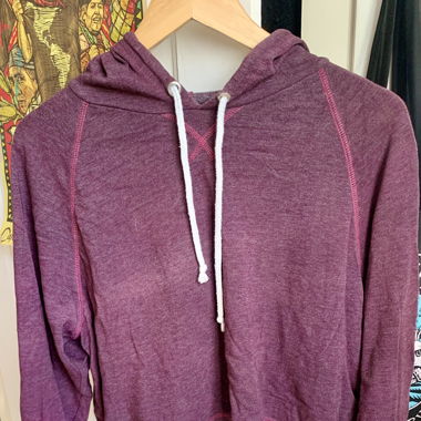 Cropped Pullover mit Kapuze - rot