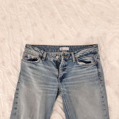 Low waist jeans
