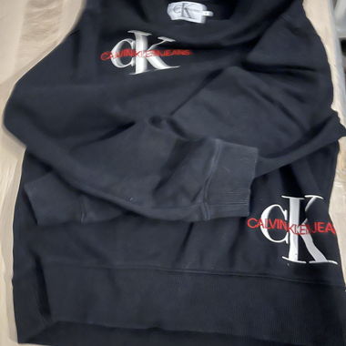 Calvin Klein Sweater