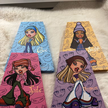 4 Bratz x Révolution