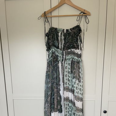 Luftiges langes Sommerkleid - Zara