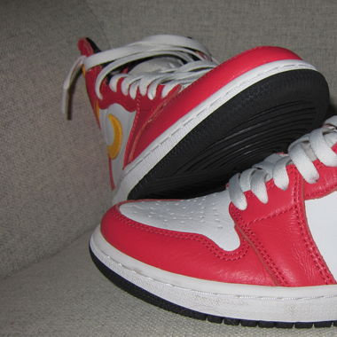 Nike Air Jordan 1 High Fusion Red (EU 40 / US M 7)