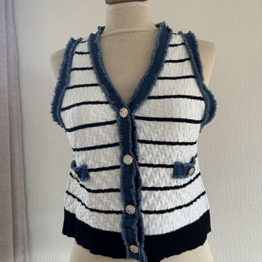 Striped Sleeveless Vest with Frayed Jeans Detail