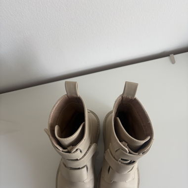Beige Winter Stiefeletten