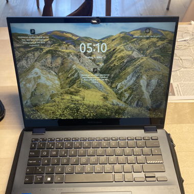ASUS Vivobook 14, Blau